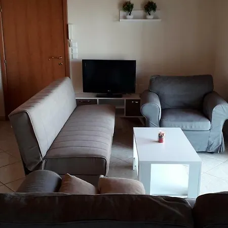 House Dilena Tsimtsiri 펜션 *