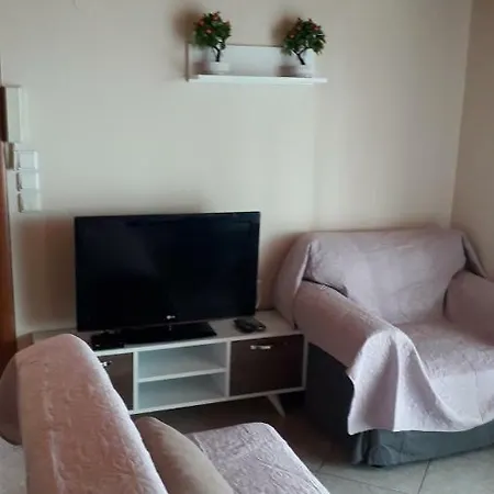 House Dilena Tsimtsiri 펜션 *