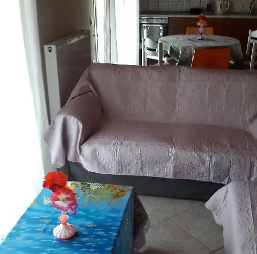 House Dilena Tsimtsiri Limenária