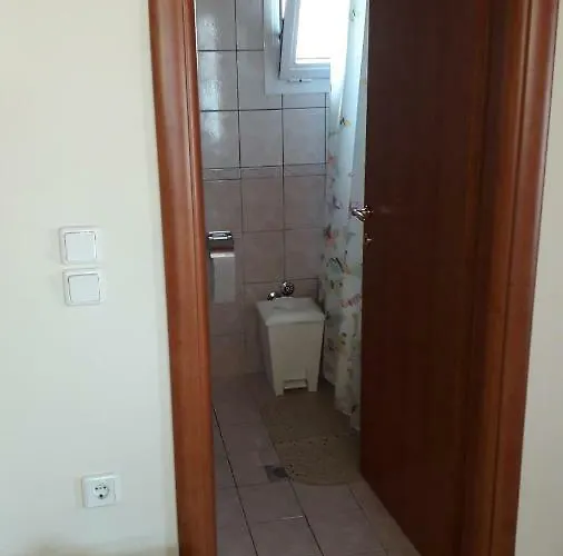 別荘 House Dilena Tsimtsiri *