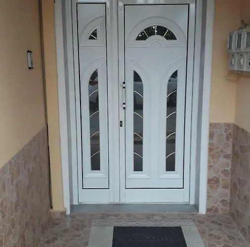 House Dilena Tsimtsiri